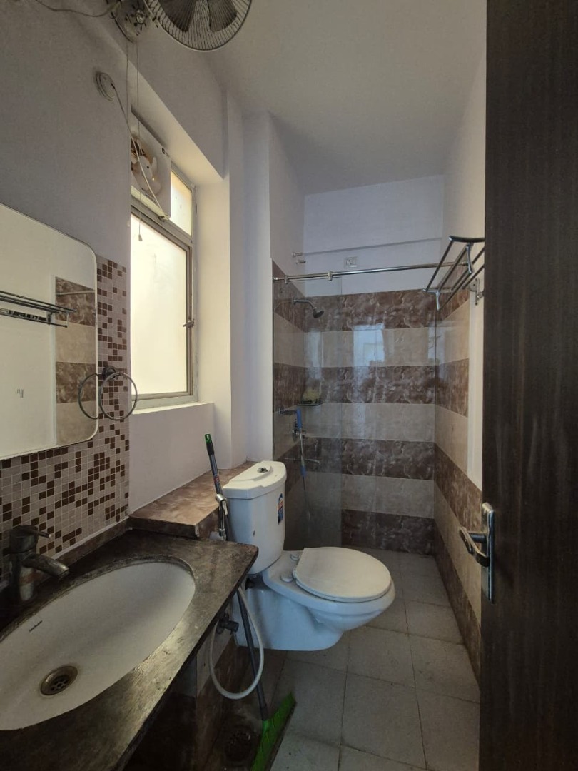 Semi Furnished 3bhk in VIP Road, Borbari, Guwahati, Assam, India for Rent